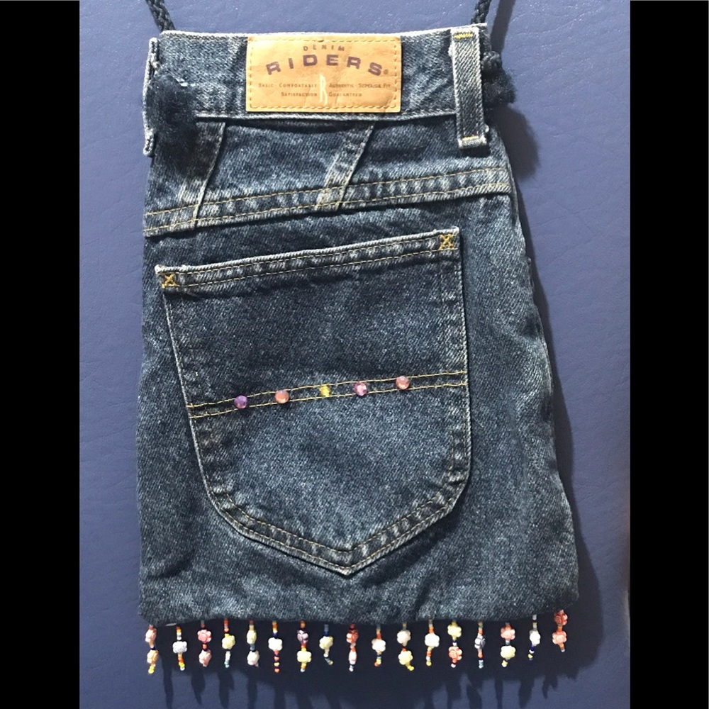 New Riders denim jean handbag w/multicolored roses and beads fringe